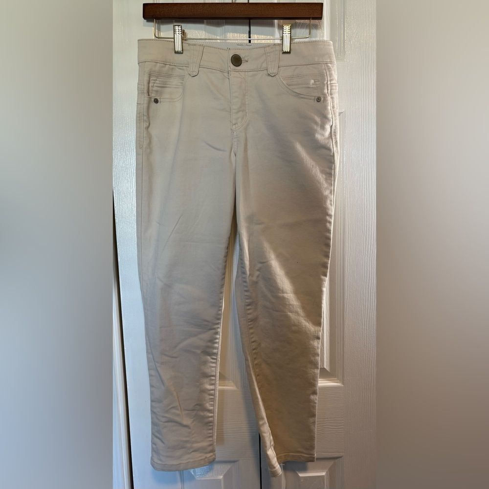 Democracy Women's Cream Chinos